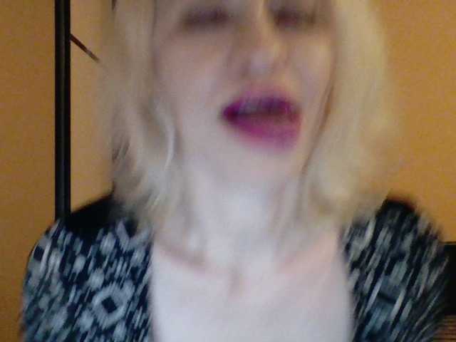 Oddajajo posnetke zaslona -Alyona-