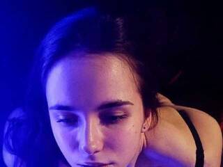 Erotični video klepet -Angry-Fox-