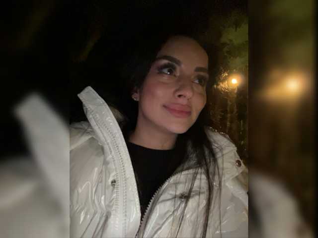 Oddajajo posnetke zaslona Gypsy_Girl