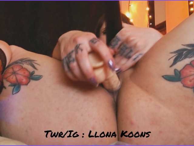 Fotografije -LlonaKoons [none] cuenta regresiva, [none] ganados, [none] para el show! #pvt #tattoo #dildo #play #latina