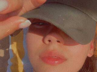 Erotični video klepet -TheOne-K