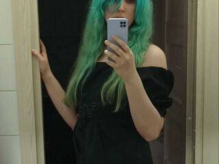 Erotični video klepet -WetWitch-