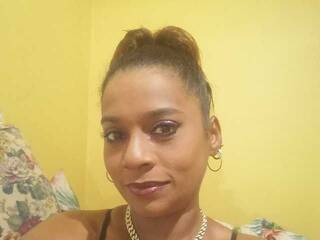 Erotični video klepet 1FiestyAlpha69