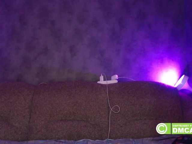 Oddajajo posnetke zaslona Misskristin