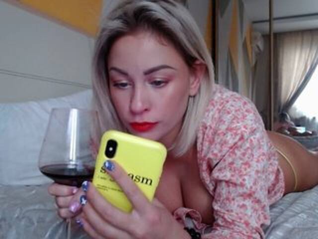 Oddajajo posnetke zaslona 911Malinka