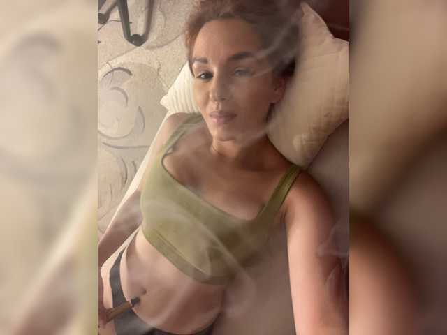 Oddajajo posnetke zaslona 1_Aariella_1