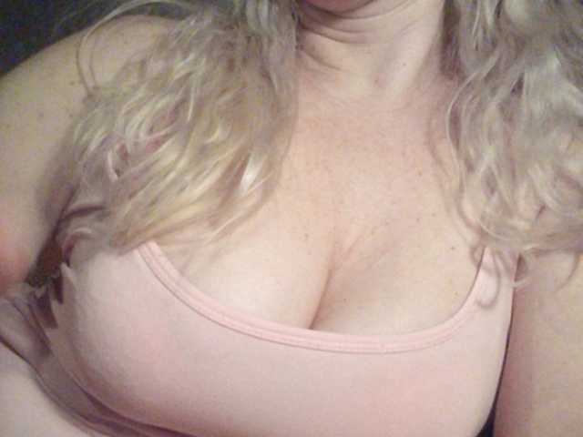 Oddajajo posnetke zaslona Abbi-love