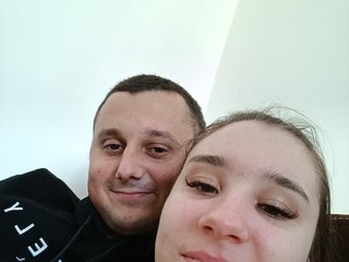 Erotični video klepet AdamBennie