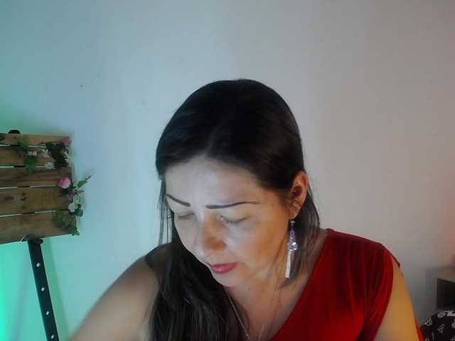 Fotografije Addison04 hello, follow me so that bonga enables me on twitter´´the sound of the tokens excites me´´ #mature #milf #bigass #bigboobs #dominatio @total n @sofar @remain