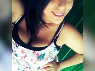 Erotični video klepet AdelaRose