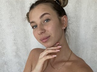 Erotični video klepet Adeletaylorr
