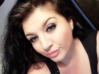 Erotični video klepet Adelie