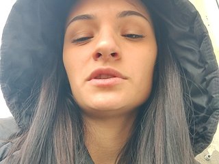 Erotični video klepet Lina-Luna