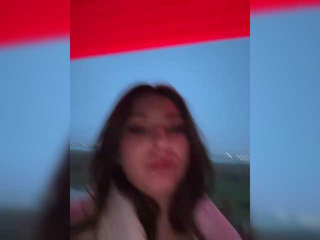 Oddajajo posnetke zaslona Adelina21