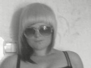 Erotični video klepet adelisha28