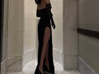 Erotični video klepet Adelyat