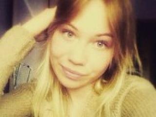 Erotični video klepet adelyna