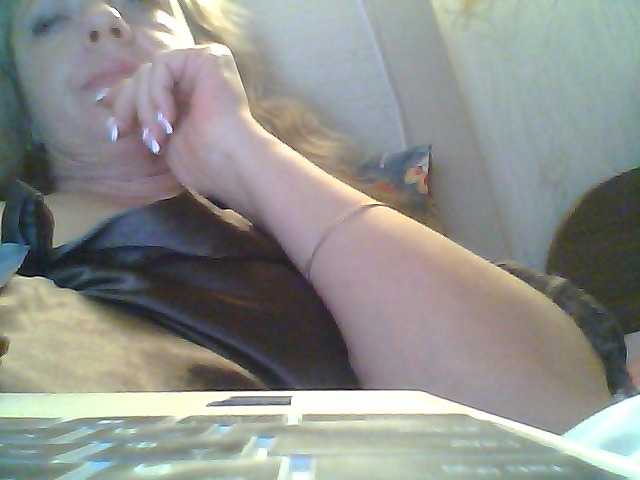 Oddajajo posnetke zaslona Afrodita44444