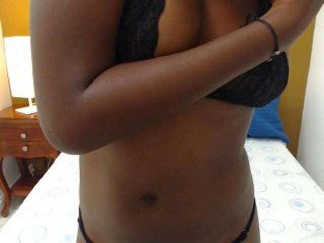 Oddajajo posnetke zaslona AgataSexy