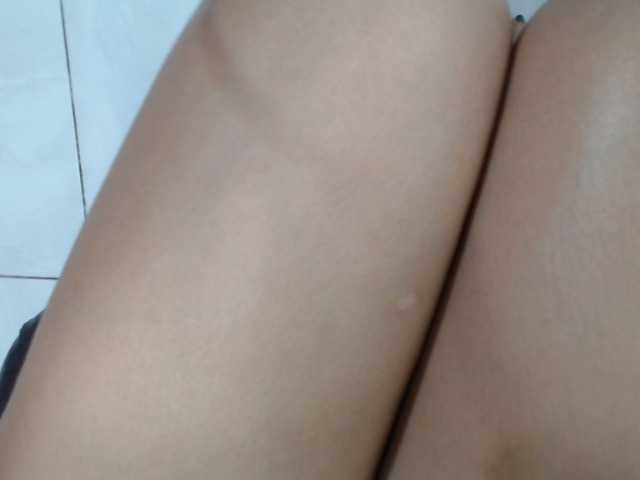 Oddajajo posnetke zaslona AGATH3A10