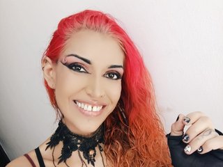 Erotični video klepet AgathaTenebri