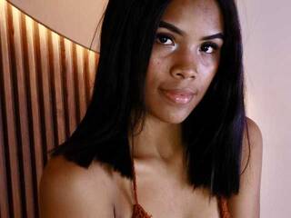 Erotični video klepet Aixa-11