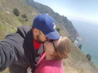 Erotični video klepet AKinkyPair