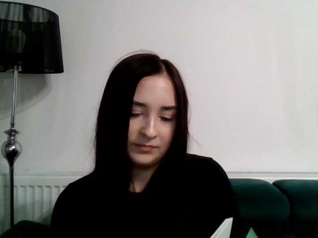 Oddajajo posnetke zaslona AlaiaJoy