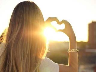 Erotični video klepet AlaiaSky