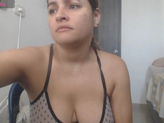Erotični video klepet ADHARA_