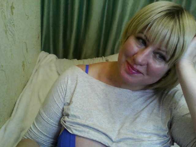 Oddajajo posnetke zaslona Alenka_Tigra