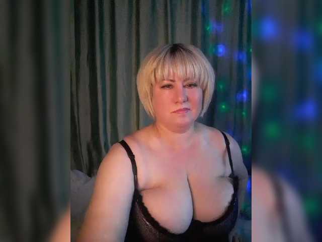 Oddajajo posnetke zaslona Alenka_Tigra