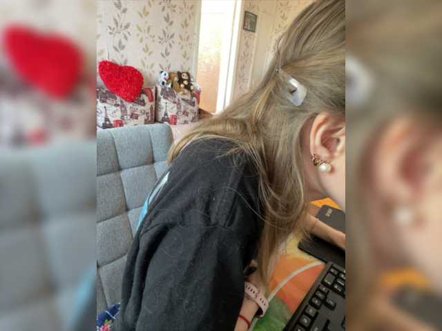 Oddajajo posnetke zaslona NeZabudka-