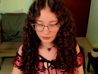 Erotični video klepet Alexa-Daddario