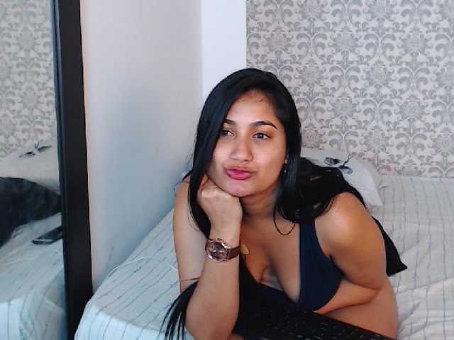 Fotografije AlexaCruz Hey come and tell me wht blow your mind!Make you cum with my squirts!! #new #clit #ass #pussy #latina #boobs #curvy