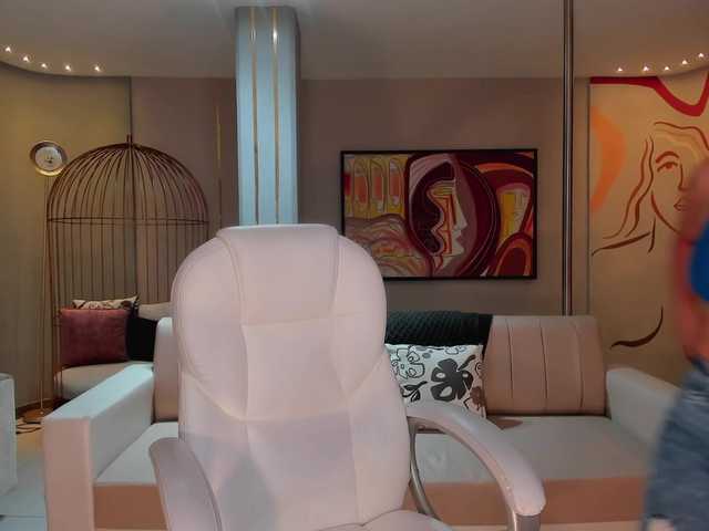 Oddajajo posnetke zaslona AlexaField