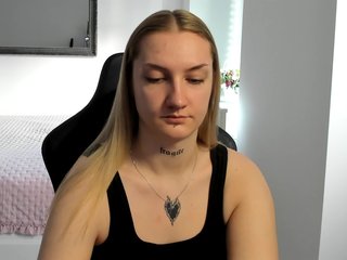 Erotični video klepet AlexaKisses