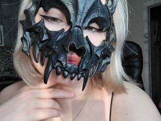 Erotični video klepet Lyine