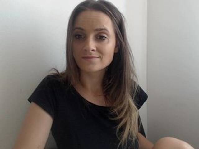 Oddajajo posnetke zaslona alexiaxx