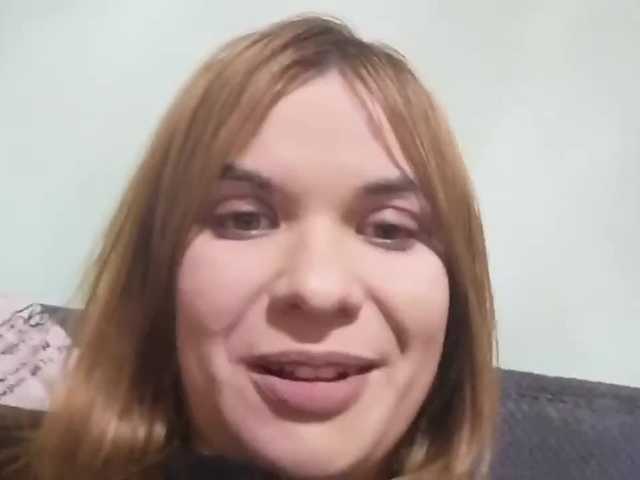Oddajajo posnetke zaslona AlexLex33
