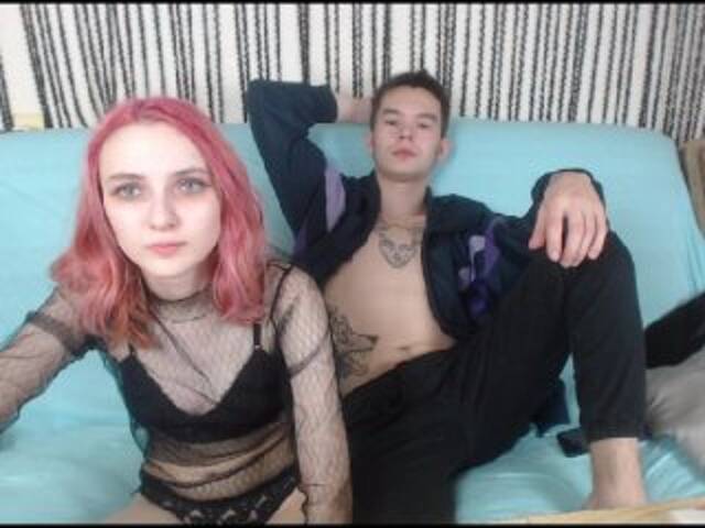 Oddajajo posnetke zaslona AlexMichelle