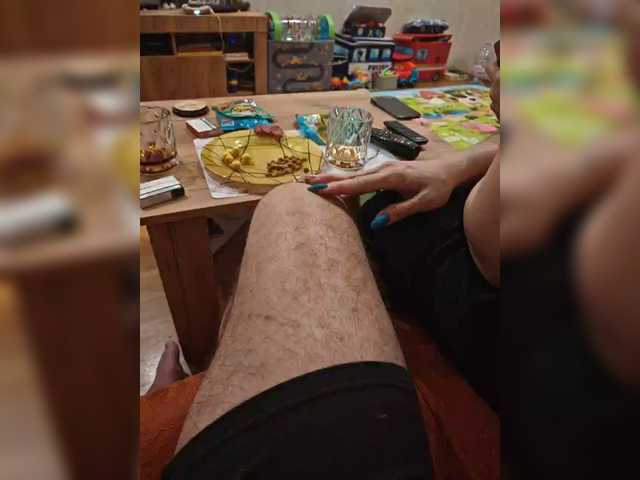 Oddajajo posnetke zaslona Alexsofia666