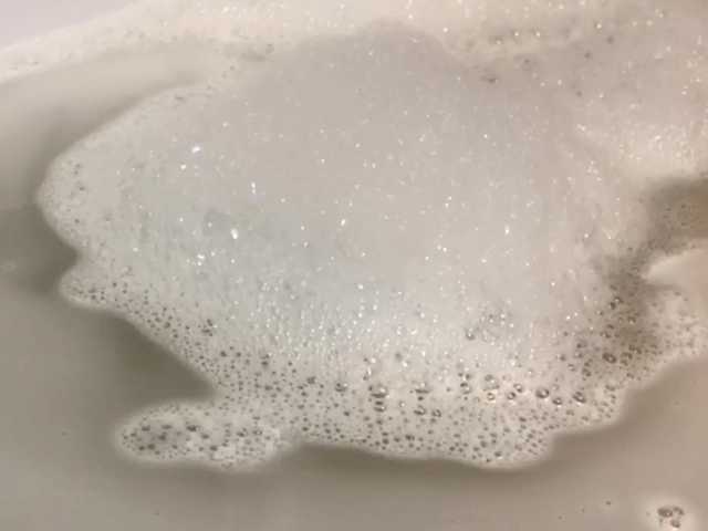 Oddajajo posnetke zaslona Alianakiss