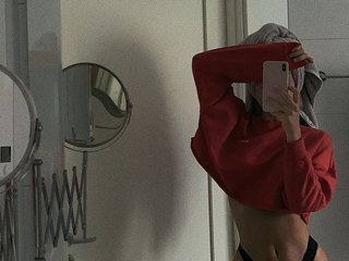 Erotični video klepet Alice2025