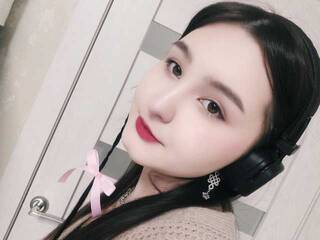 Erotični video klepet AliceAngell