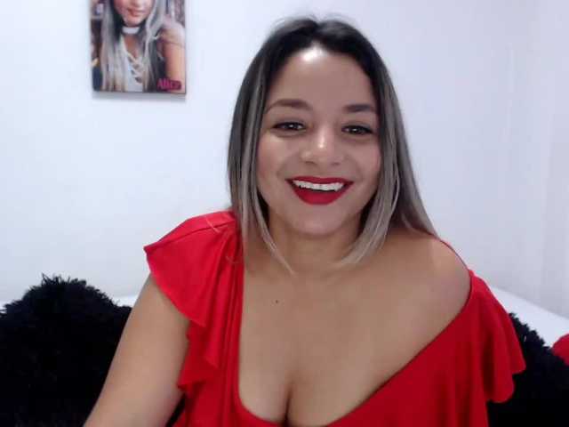 Fotografije alicequeenx hello guys welcome to my room im new model in here help me complette my goal and enjow the show #latina#curvy#hot#blonde#pvt#dildo#cum#squirt#pvt