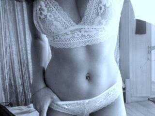 Erotični video klepet AliceRedX