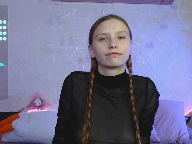 Oddajajo posnetke zaslona AliceTris