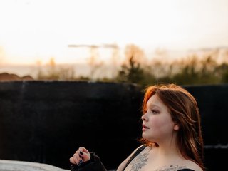 Erotični video klepet AlinaAdams