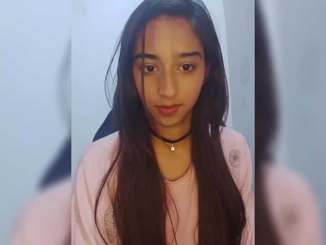 Oddajajo posnetke zaslona AlinaPopy